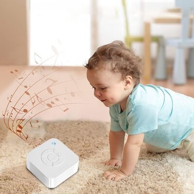 Bébé attiré par douces sonorités veilleuse bruit blanc secret du sommeil