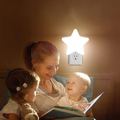 maman faisant la lecture a enfants grace lumiere veilleuse bebe dreamoon